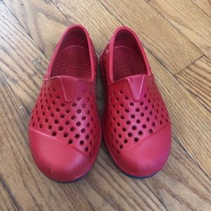 Brand New TOMS Toddler Kids Unisex Red Shoes.